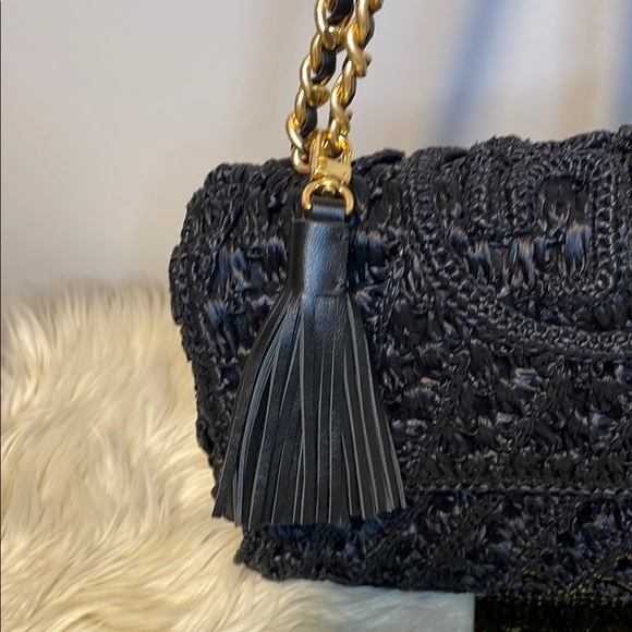 Tory Burch Black Crochet Shoulder Bag with Gold Chain - Picture 4 of 6